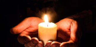 Jak się nazywa świeca adwentowa?