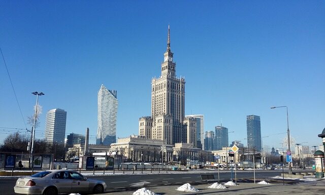 Ile kamizelek w Polsce?