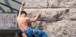 Jak zrobić ściankę wspinaczkową w ogrodzie?