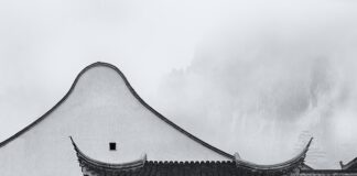 Jakie karnisze są teraz modne?