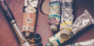 Jak ukryć rurę od okapu w kuchni?